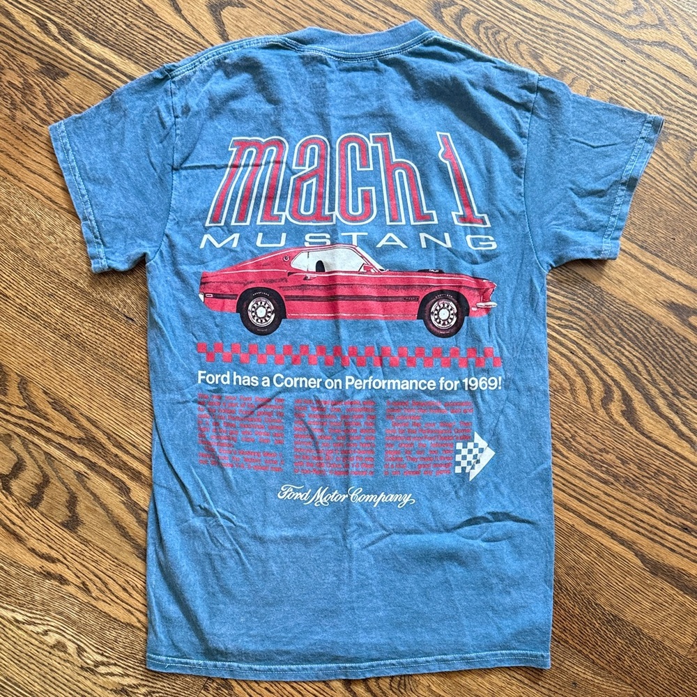 Ford Mustang mach 1 Unisex size Small